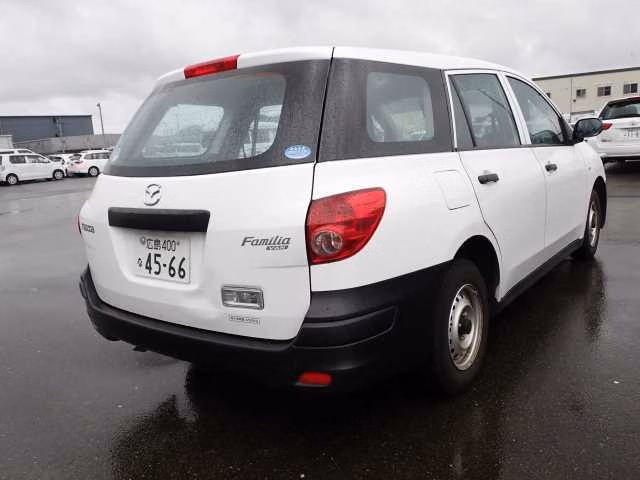 MAZDA FAMILIA