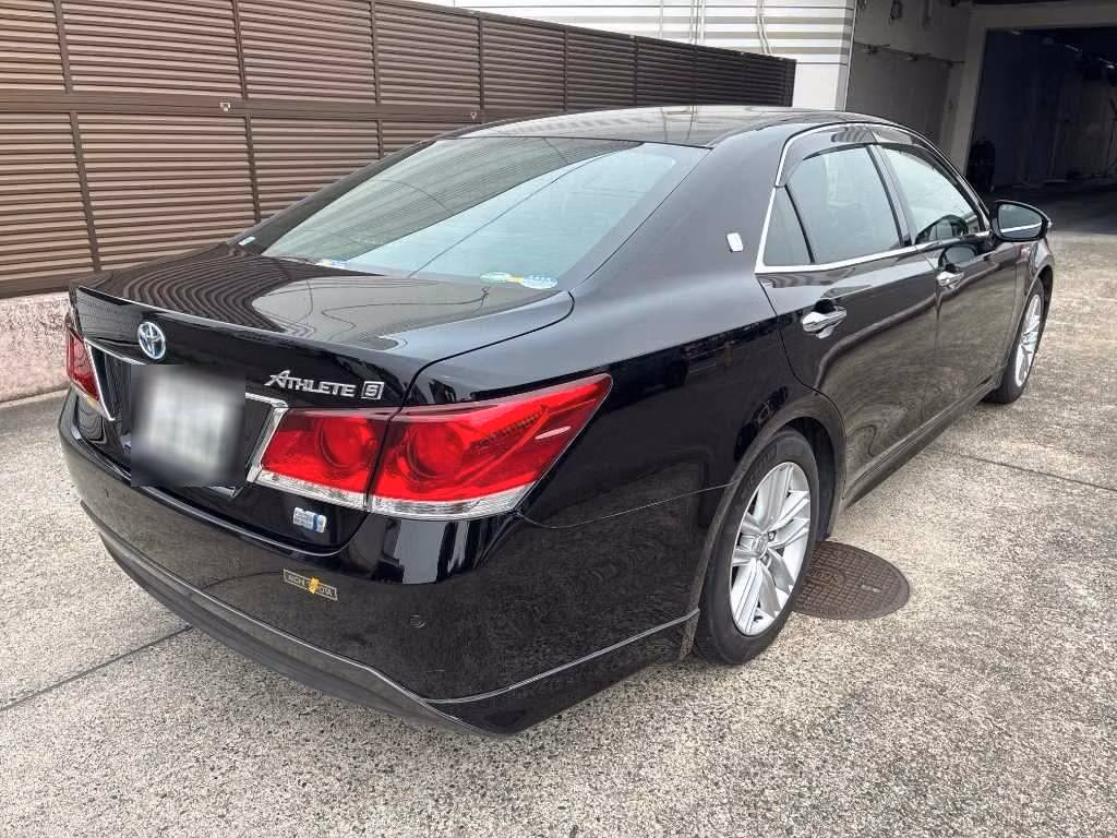 TOYOTA CROWN