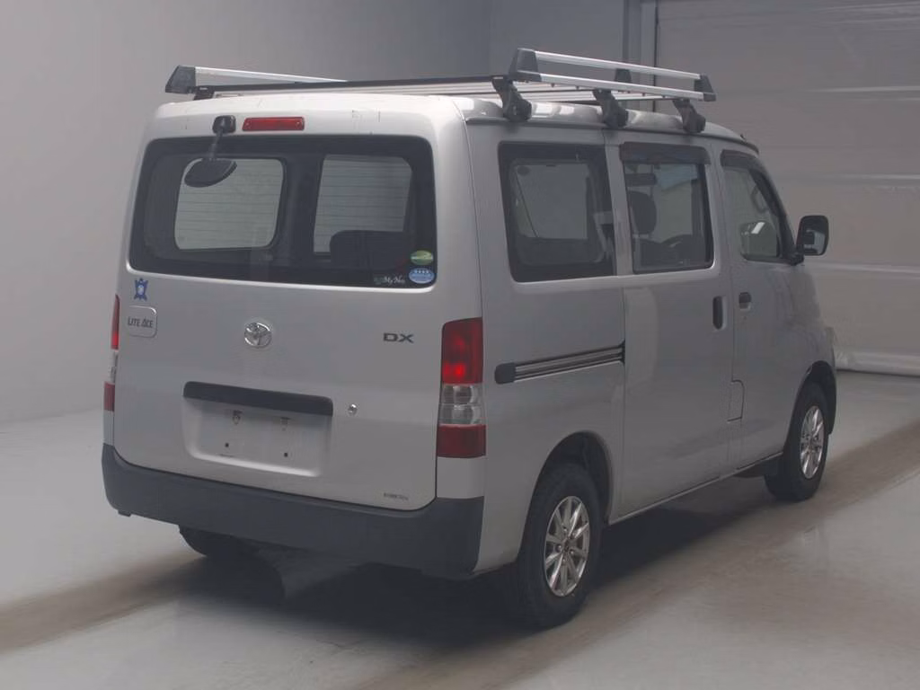 TOYOTA LITE ACE