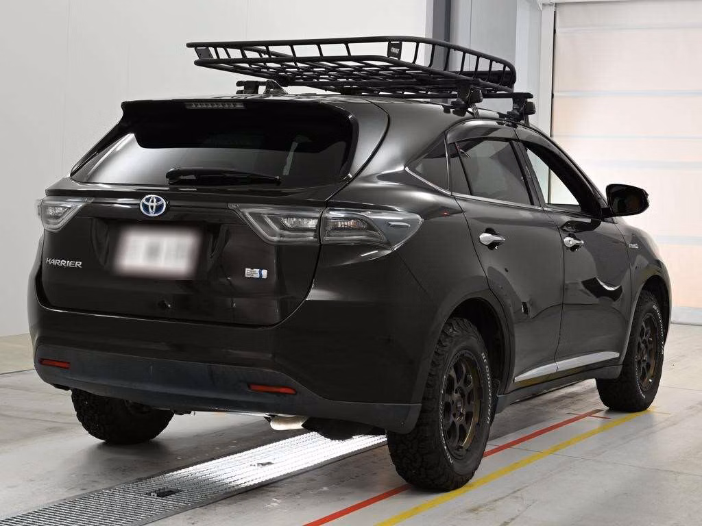 TOYOTA HARRIER