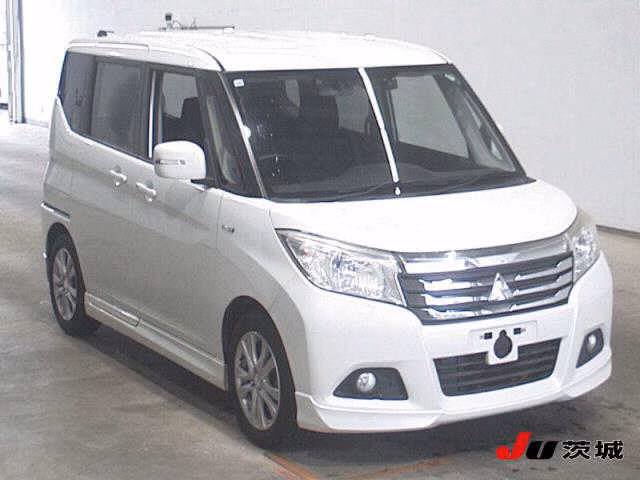 MITSUBISHI DELICA D:2