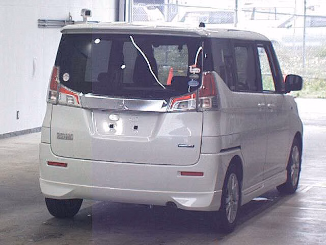 MITSUBISHI DELICA D:2