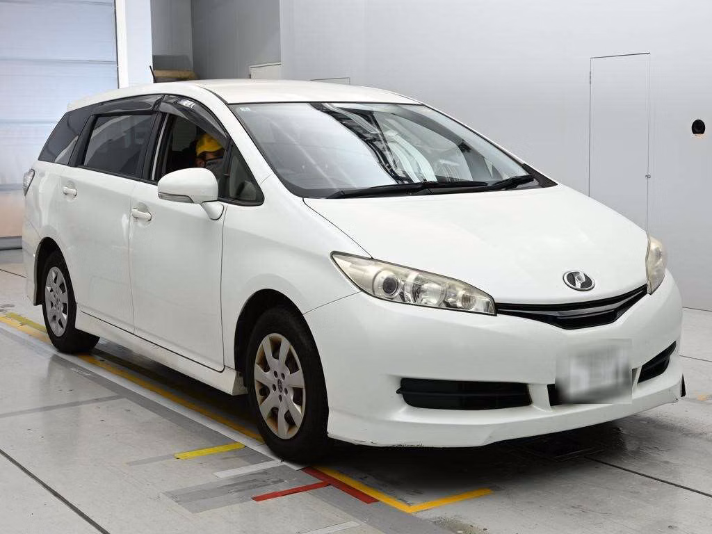 TOYOTA WISH