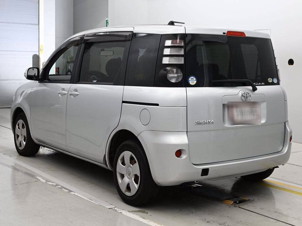 TOYOTA SIENTA