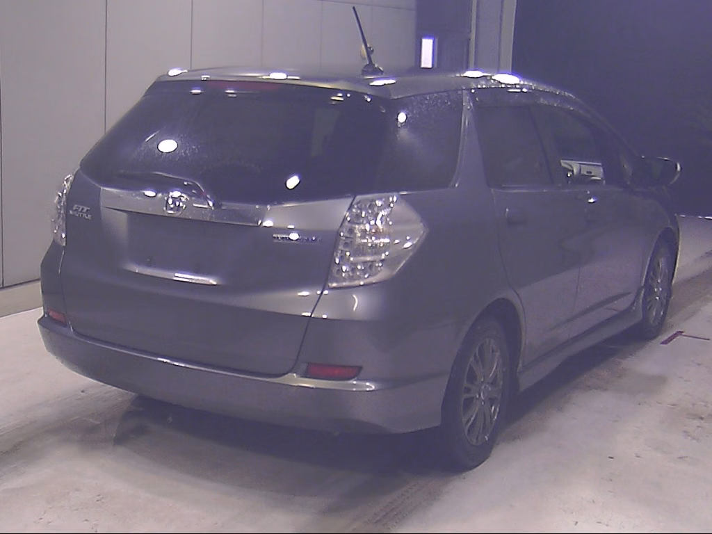HONDA FIT SHUTTLE