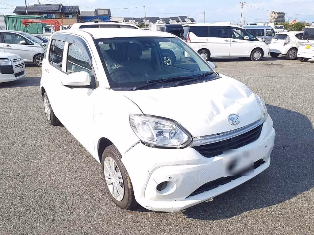 DAIHATSU BOON