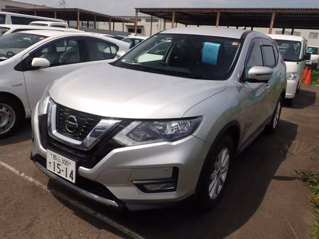 NISSAN X-TRAIL