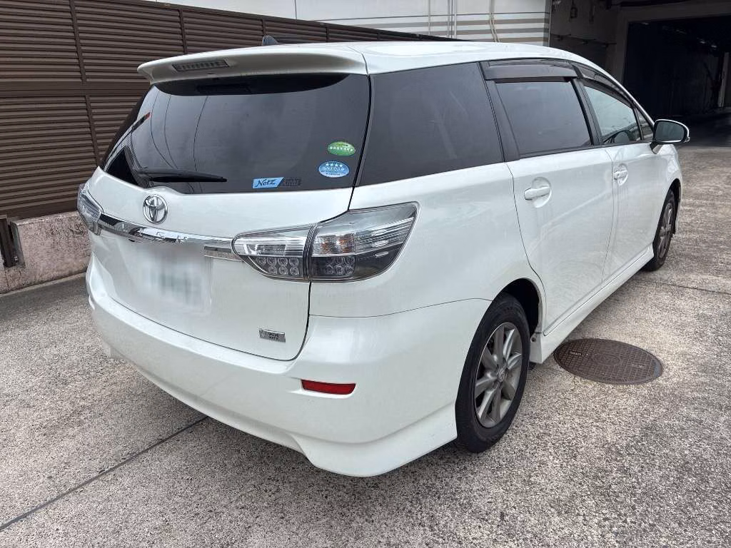TOYOTA WISH