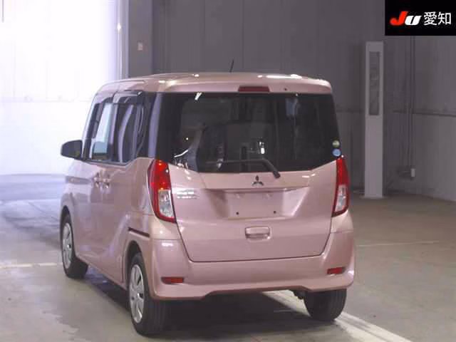 MITSUBISHI EK SPACE