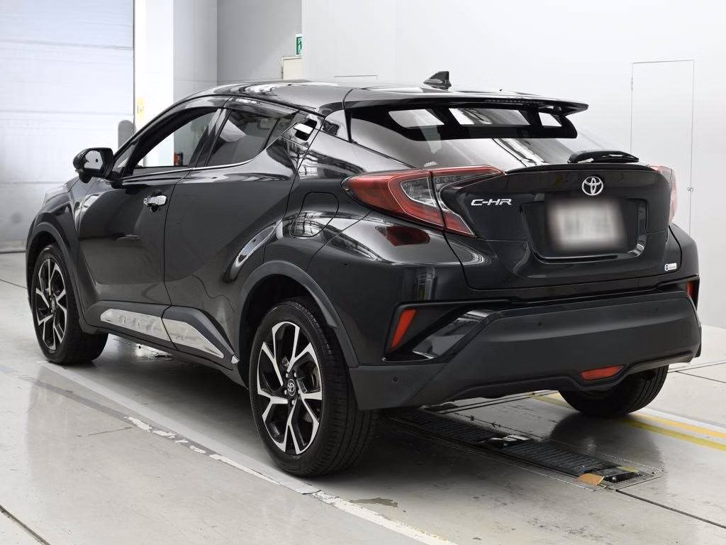 TOYOTA C-HR