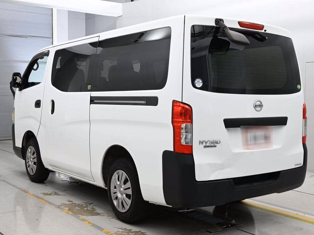 NISSAN NV350 CARAVAN