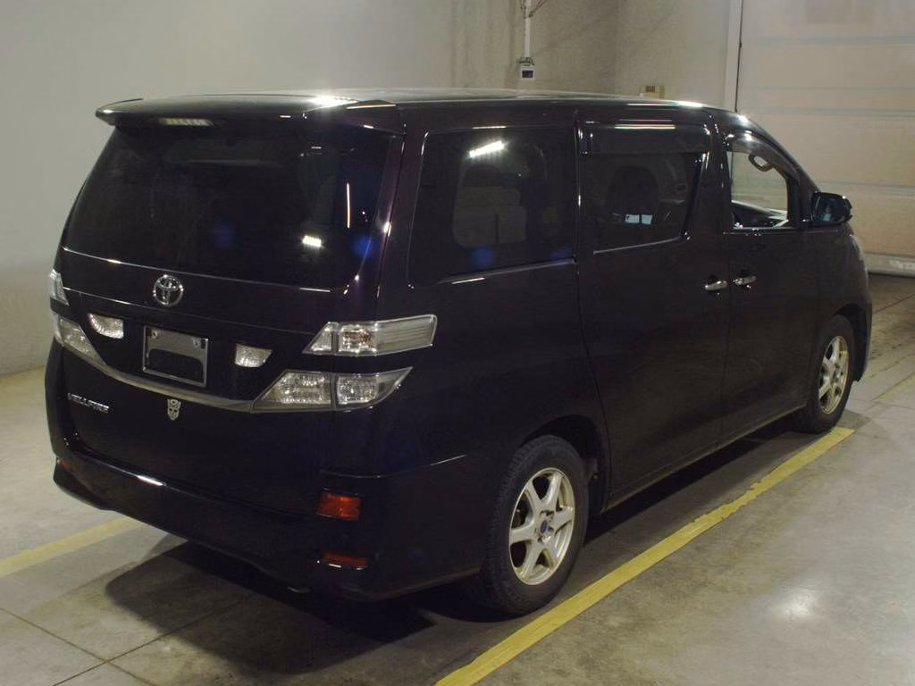 TOYOTA VELLFIRE