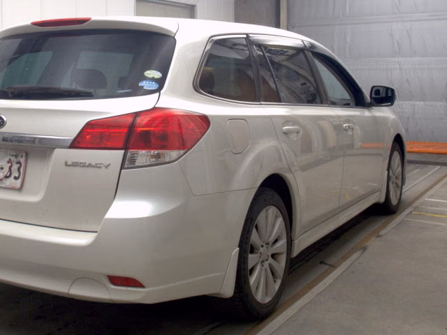 SUBARU LEGACY