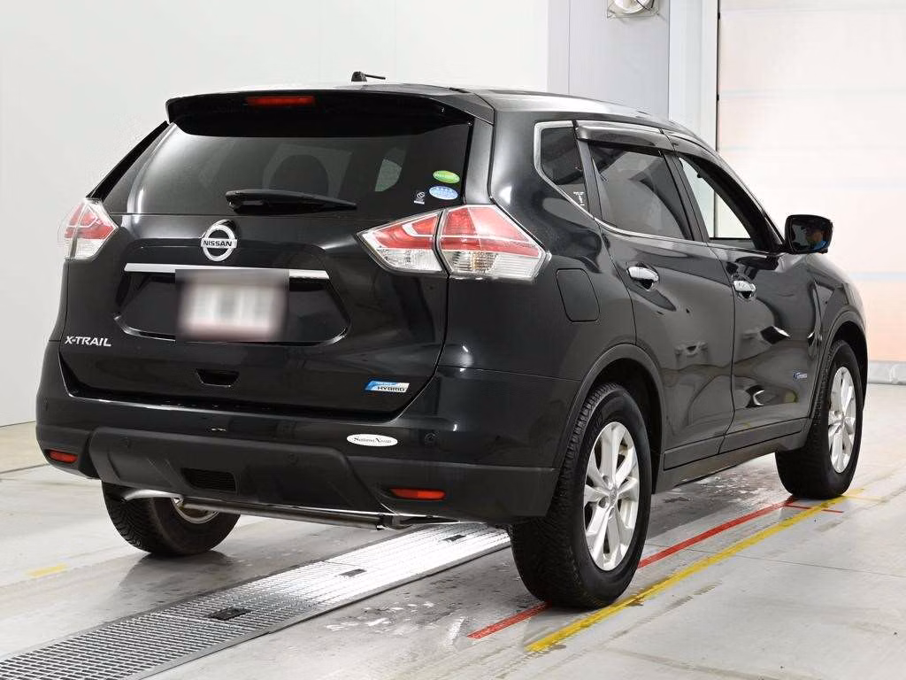 NISSAN X-TRAIL