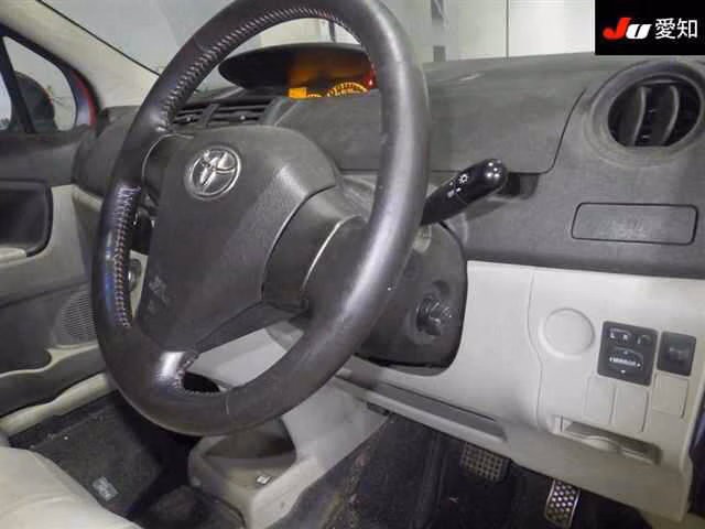 TOYOTA PASSO SETTE