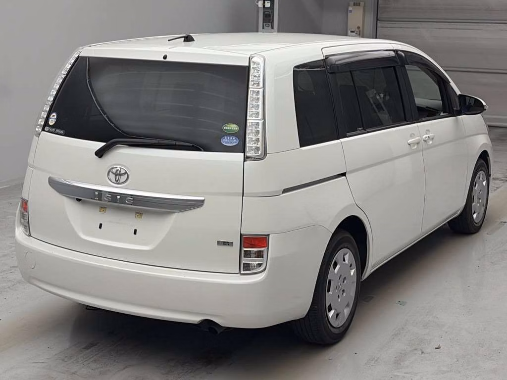 TOYOTA ISIS