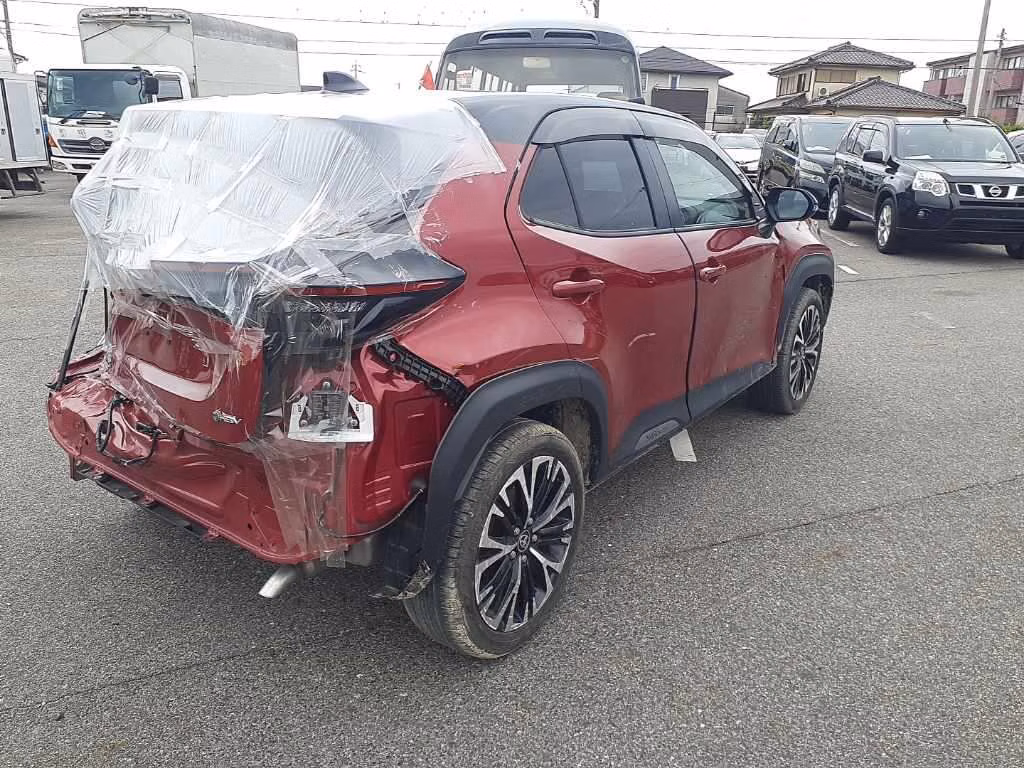 TOYOTA YARIS CROSS