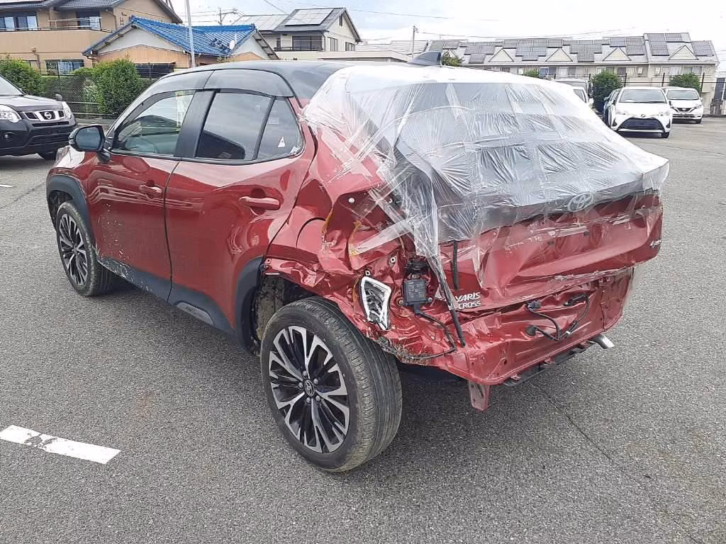 TOYOTA YARIS CROSS