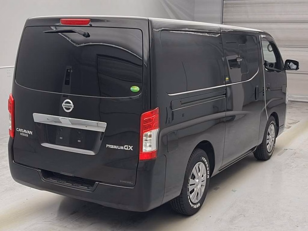 NISSAN NV350 CARAVAN