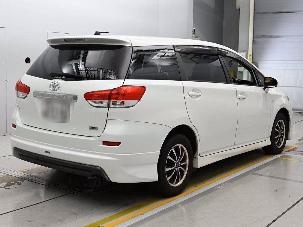 TOYOTA WISH
