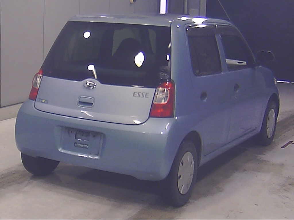 DAIHATSU ESSE