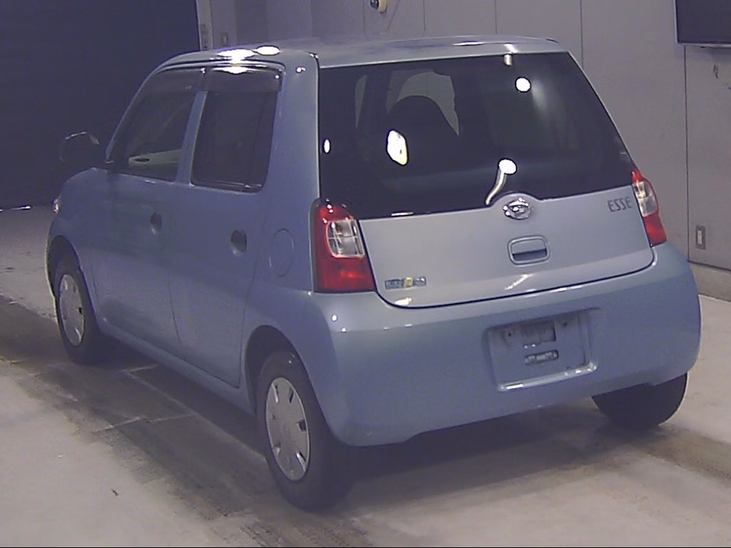 DAIHATSU ESSE
