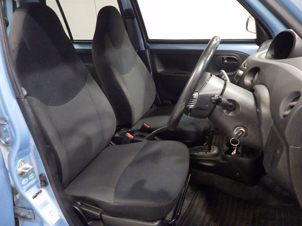 DAIHATSU ESSE
