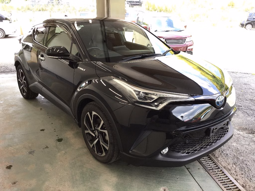 TOYOTA C-HR