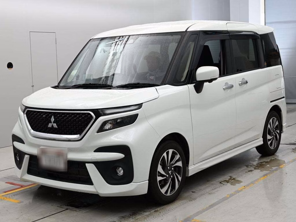 MITSUBISHI DELICA D:2