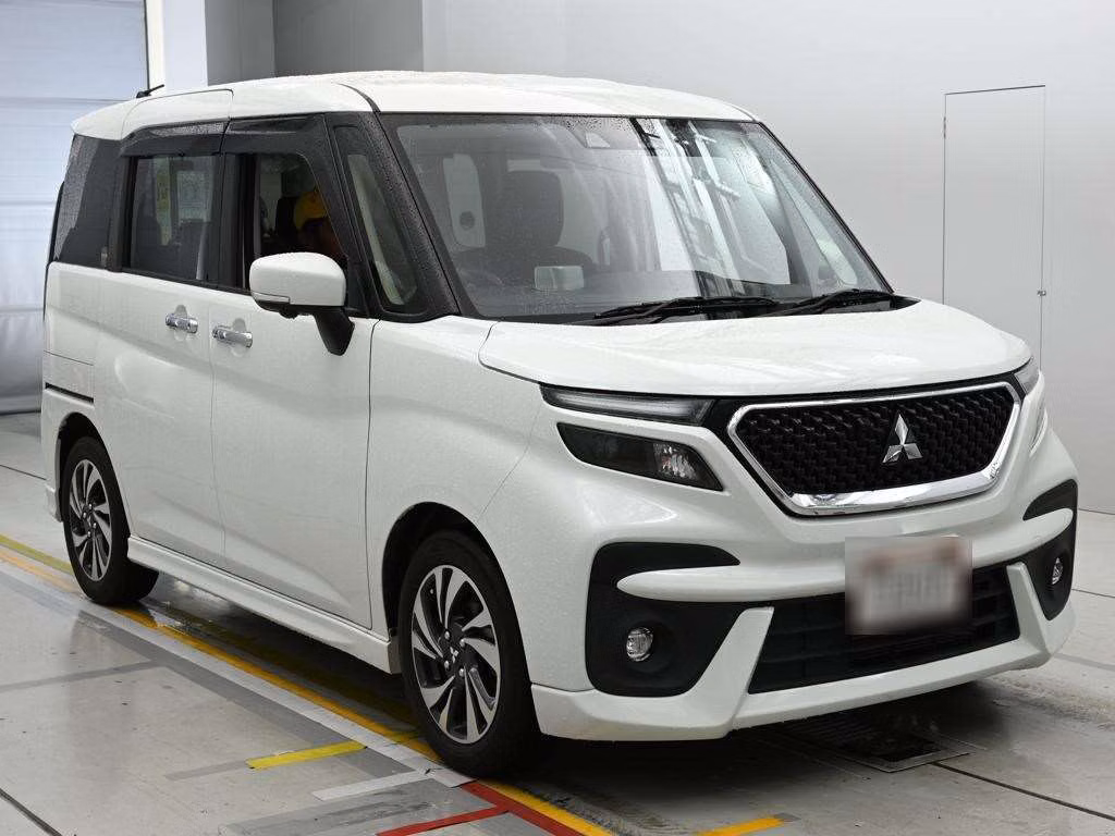 MITSUBISHI DELICA D:2
