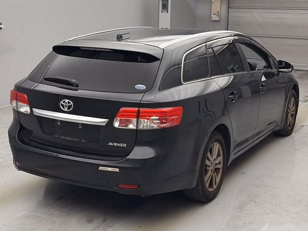 TOYOTA AVENSIS