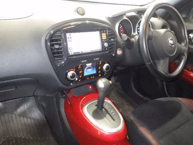 NISSAN JUKE