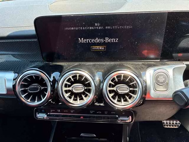 MERCEDES-BENZ GLB-CLASS