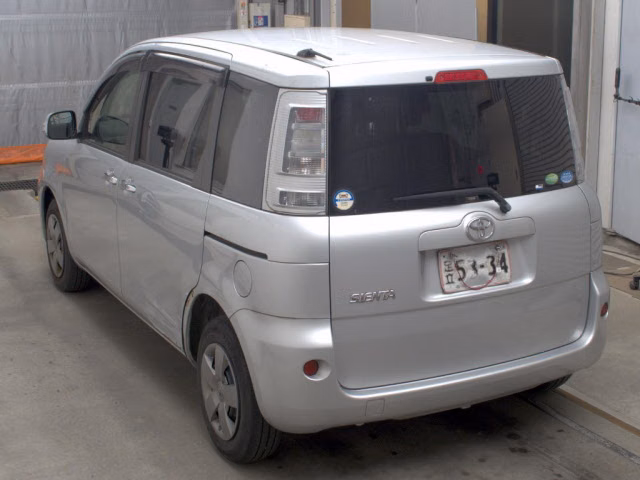 TOYOTA SIENTA
