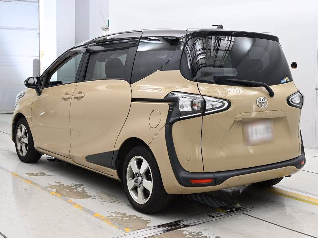 TOYOTA SIENTA
