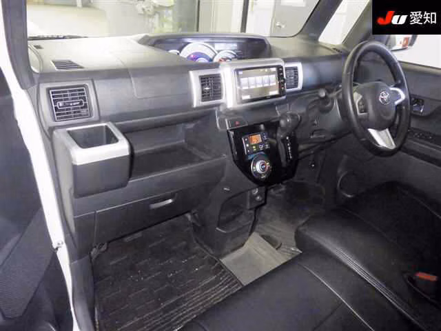 TOYOTA PIXIS MEGA