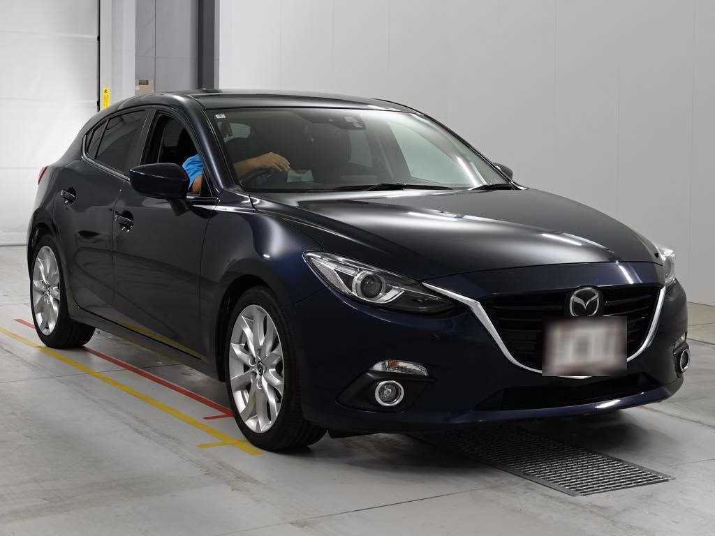 MAZDA AXELA