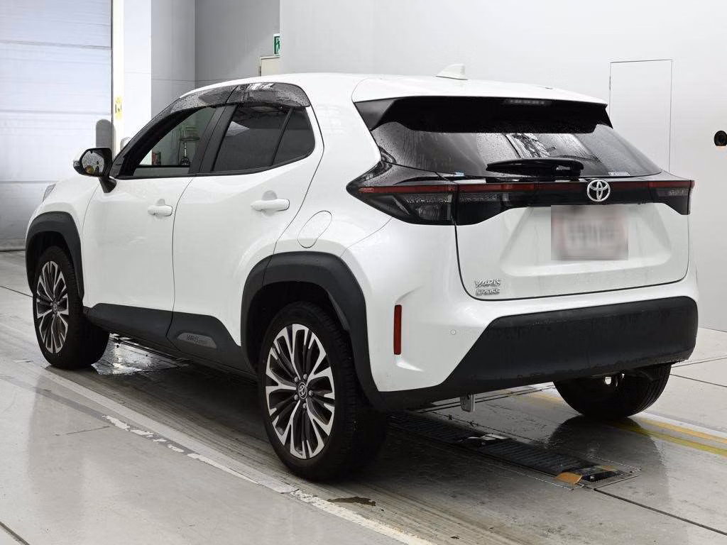 TOYOTA YARIS CROSS