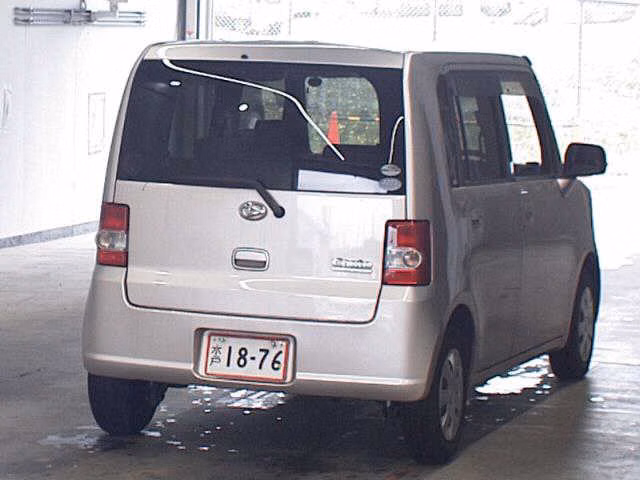 DAIHATSU MOVE CONTE