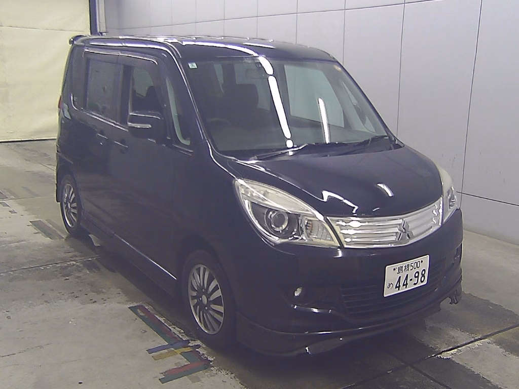 MITSUBISHI DELICA D:2