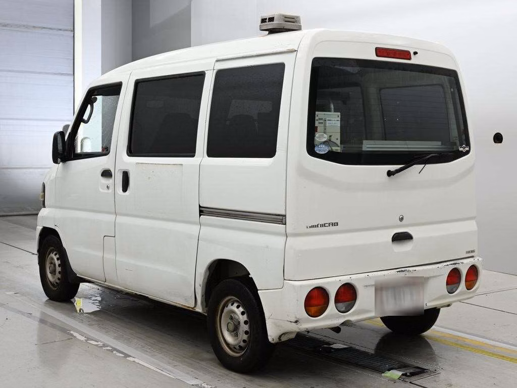 MITSUBISHI MINICAB