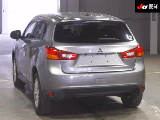 MITSUBISHI RVR