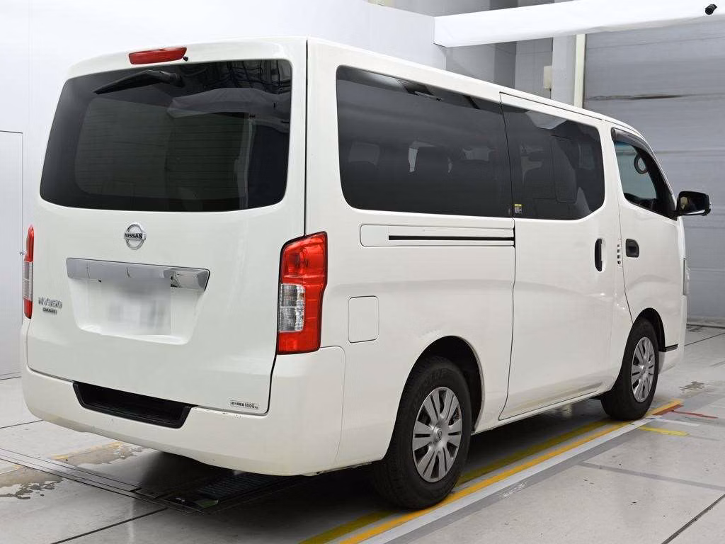 NISSAN NV350 CARAVAN