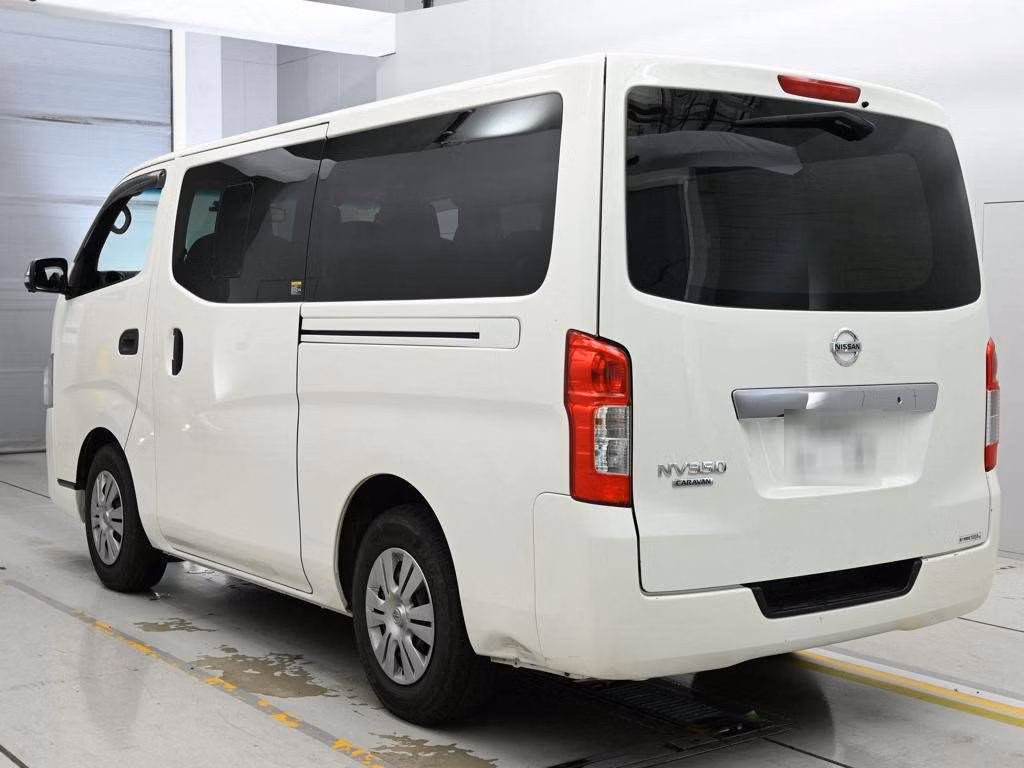 NISSAN NV350 CARAVAN