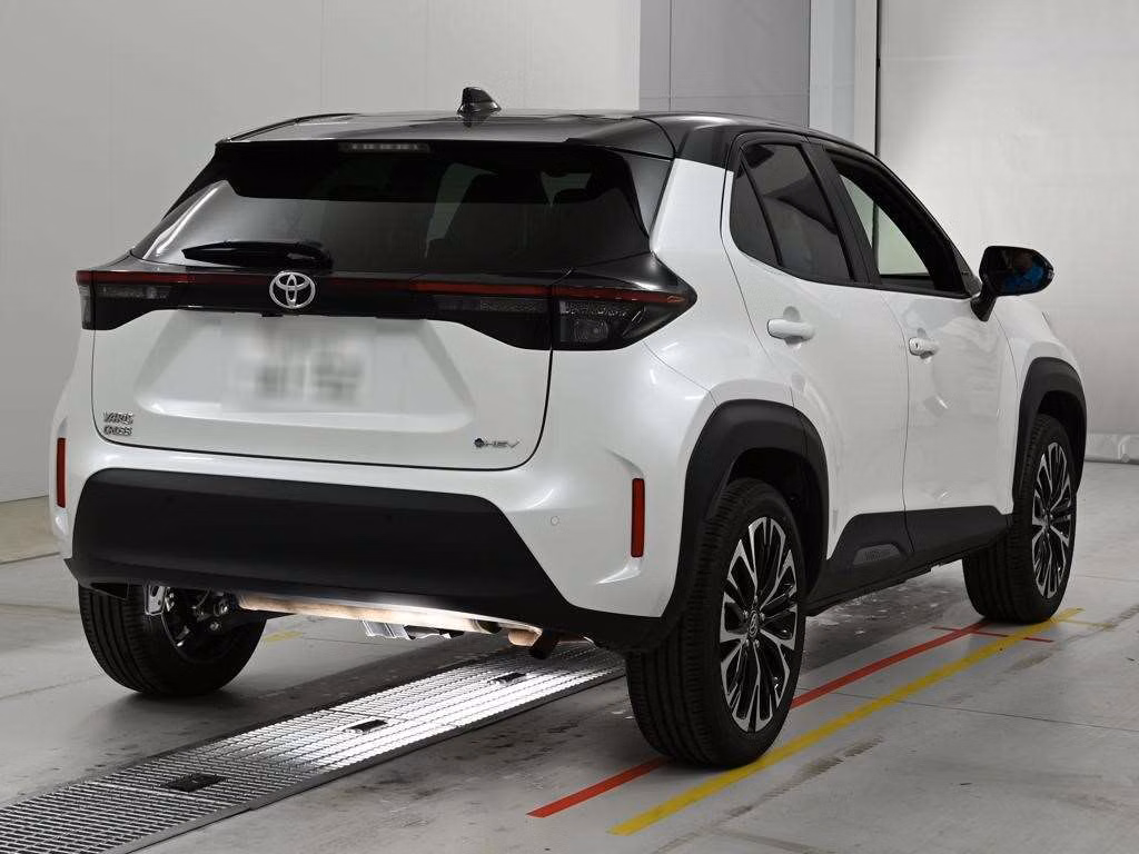 TOYOTA YARIS CROSS