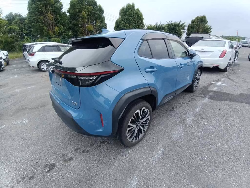 TOYOTA YARIS CROSS