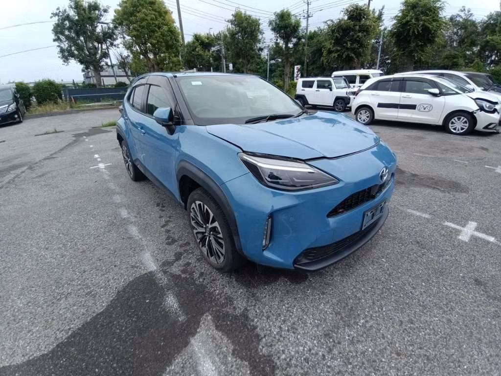 TOYOTA YARIS CROSS