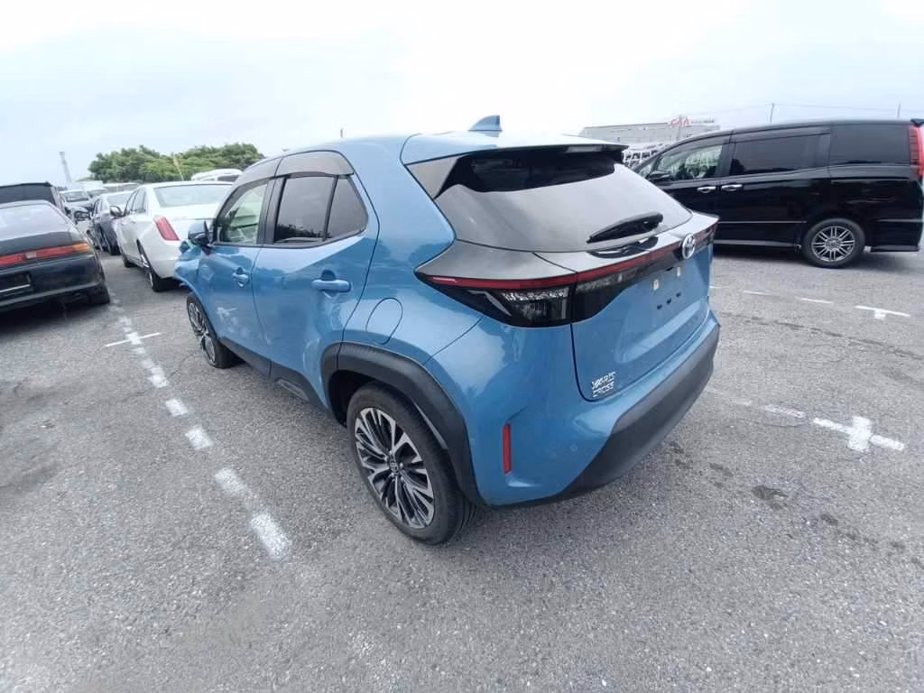 TOYOTA YARIS CROSS