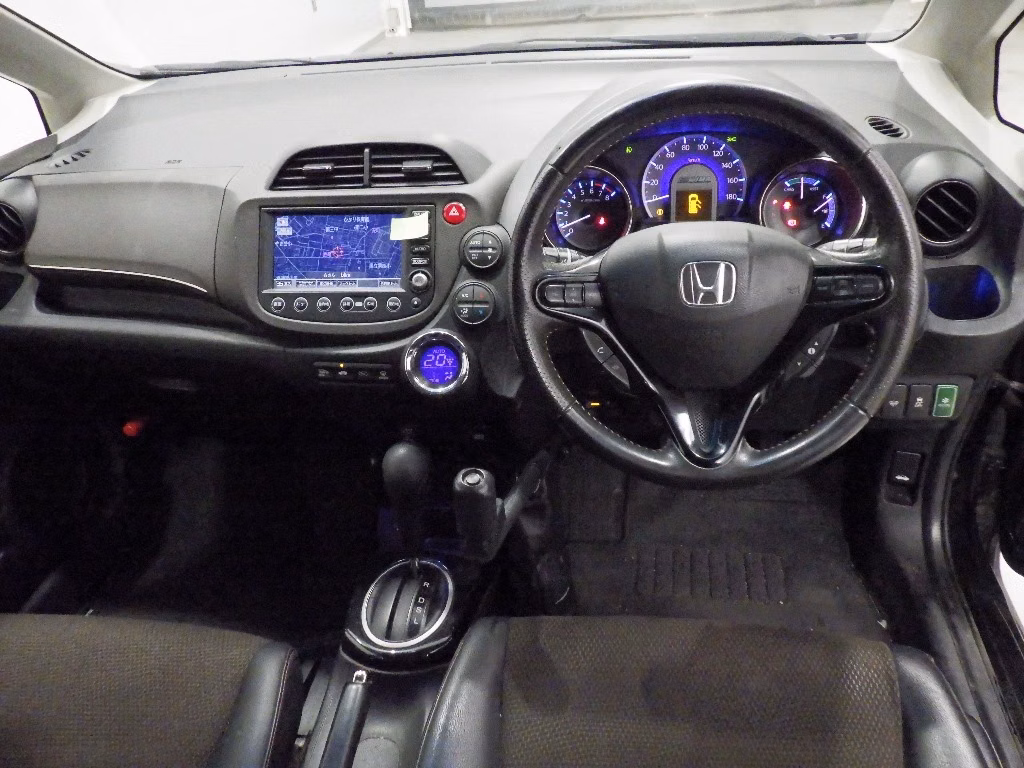 HONDA FIT SHUTTLE
