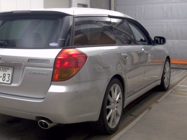 SUBARU LEGACY